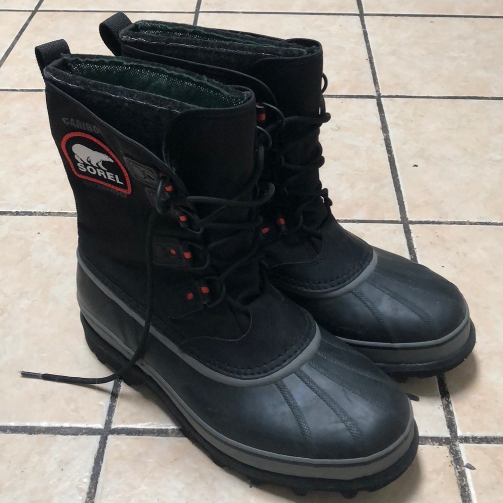 Sorel boots mens size 13 - worn once. Brand new